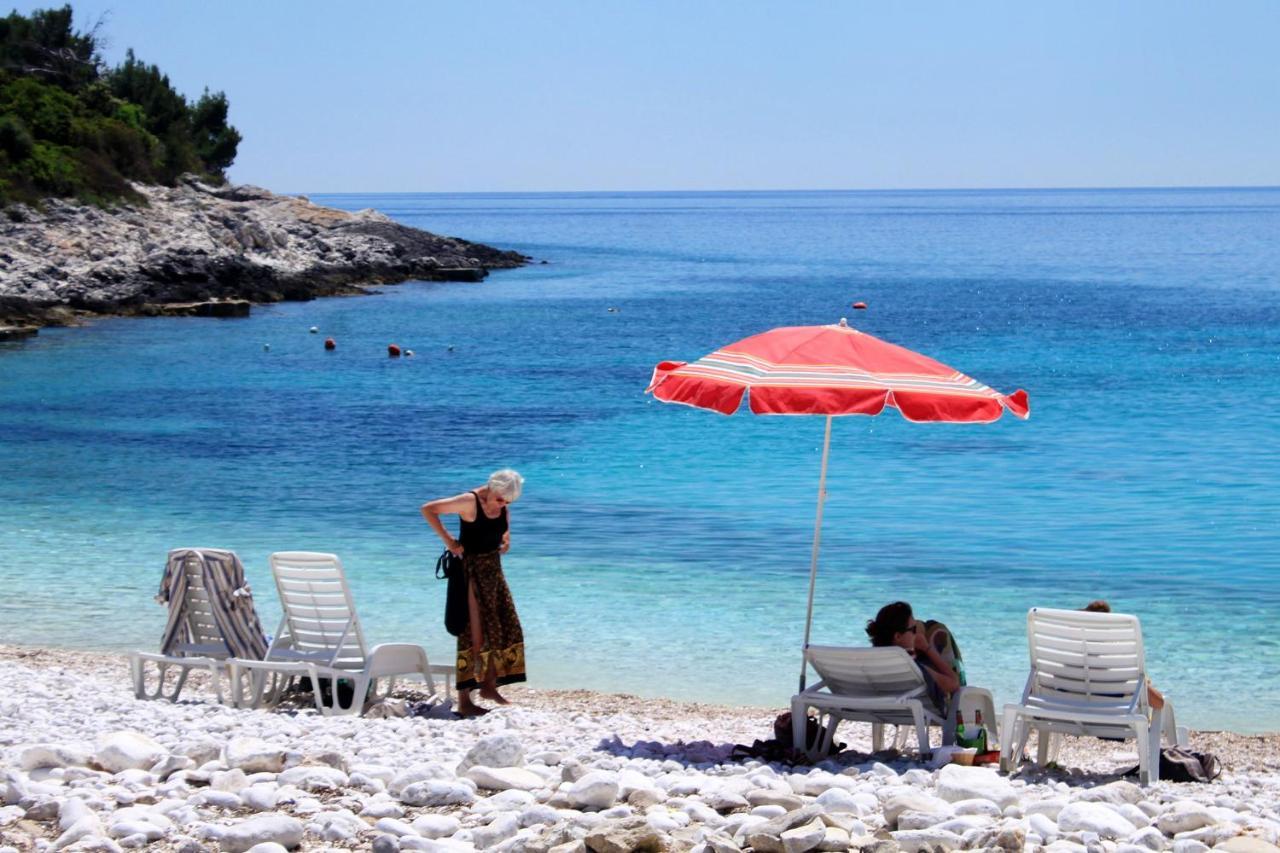Apartments By The Sea Hvar - 14197 هفار المظهر الخارجي الصورة